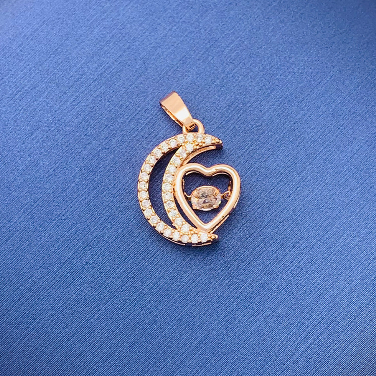 百種類のペンダントは心のままにファッションの経典を配合します。カップルの美しいペンダントは親友のアクセサリーを送ります。