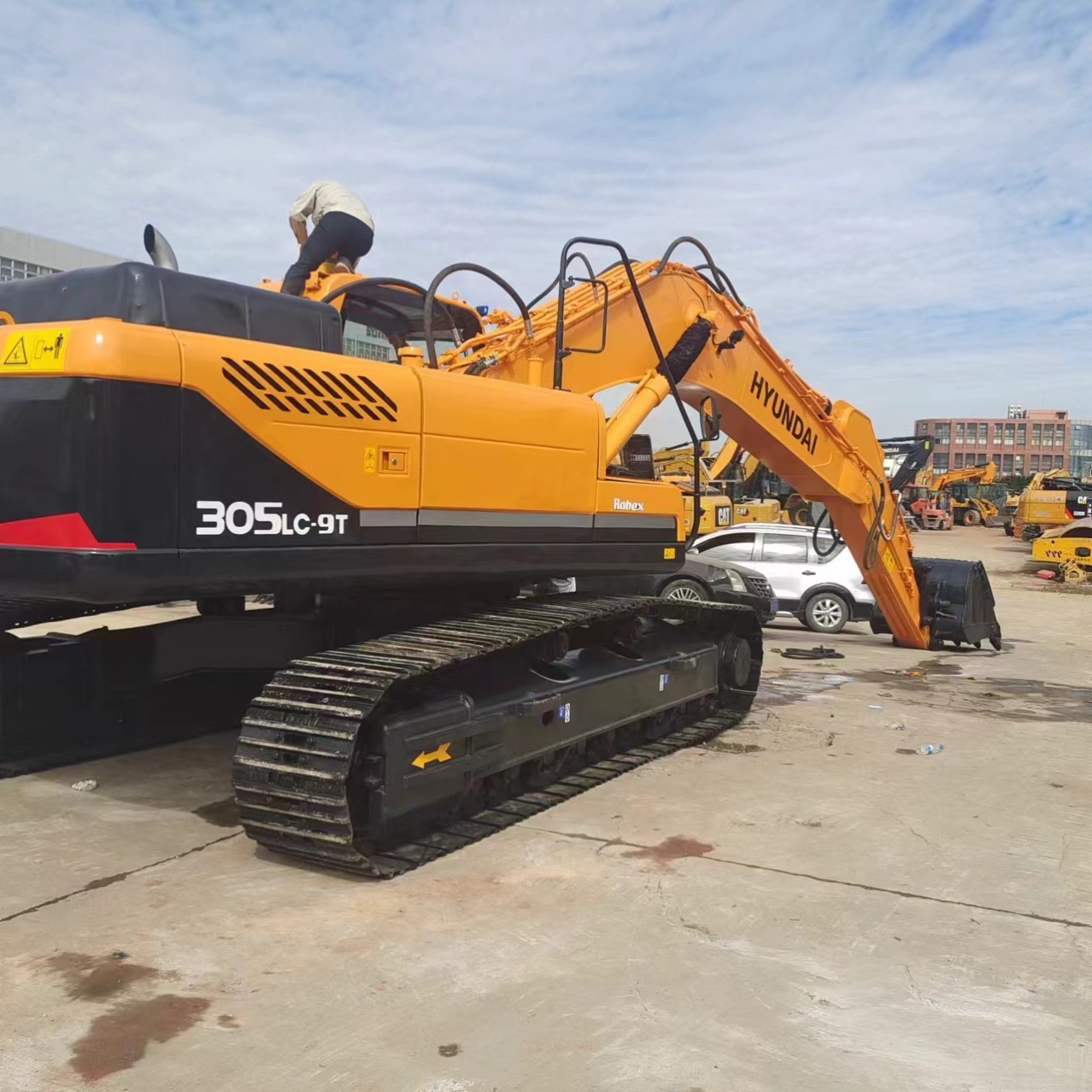 Exportación al extranjero línea de segunda mano moderna 305 - 9 220 - 9 210 225 - 9 - 9S excavadora