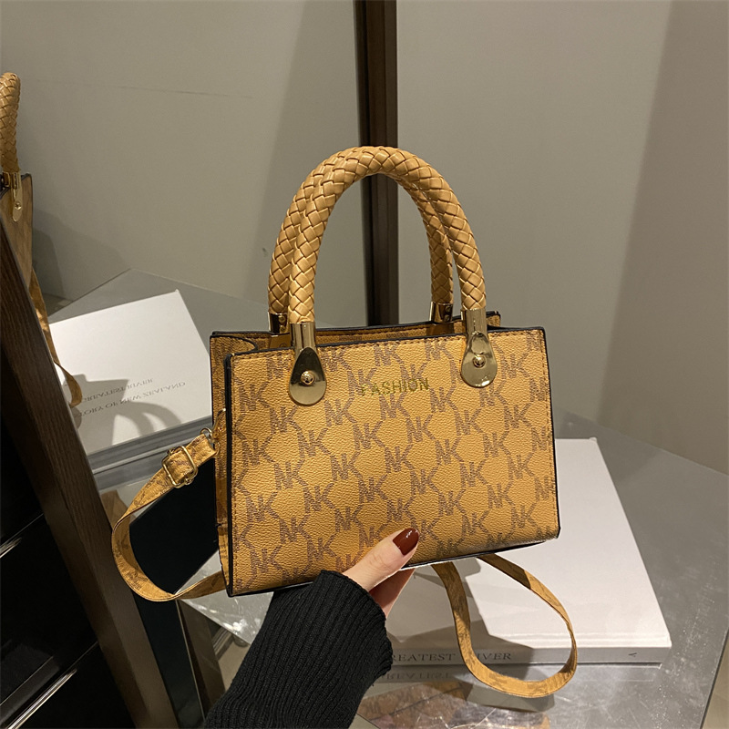 Temperamento retro bolso de damas invierno 2024 nuevo ins mochila de hombro impresión de textura bolso cuadrado de moda