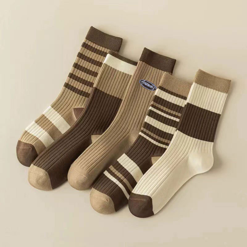 Autumn and Winter Women's Socks in Maillard Color, Mid-Calf Socks, Versatile and Simple Slouch Socks, College Style Brown Long Socks Autumn and Winter Women's Socks in Maillard Color, Mid-Calf Socks, Versatile and Simple Slouch Socks, College Style Brown Long Socks