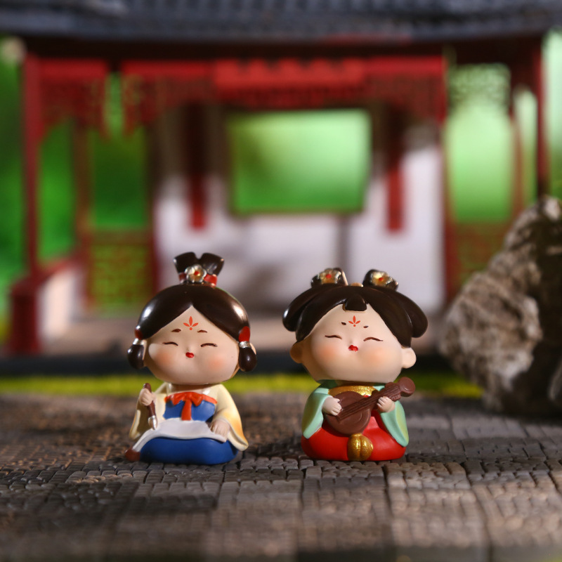 新作の中国風唐時代の女性の首振り置物、樹脂工芸品、古代風少女のデスクトップや車載装飾品|undefined