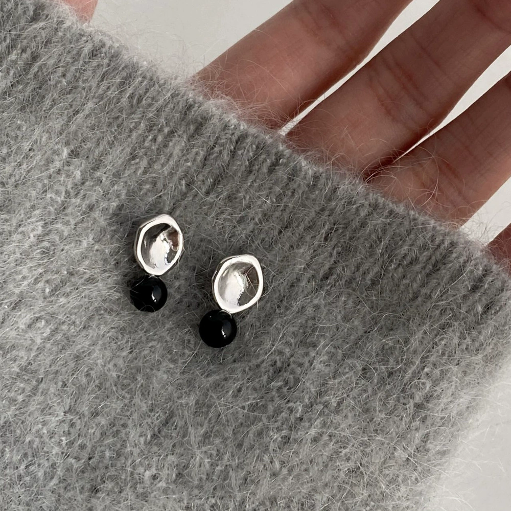 Серебряная игла, универсальные маленькие сережки, пробы серебра 925, простой и элегантный дизайн, тенденция сезона