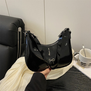 2025 New Solid Color Trendy Textured Underarm Bag Versatile Fashion Crossbody Bag French Niche Shoulder Handbag