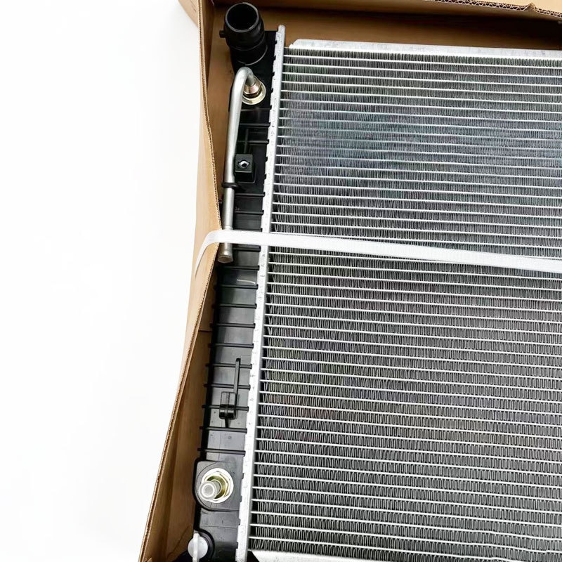 Cross-border wholesale 25310P2520 25310-P2520 car parts radiator water tank drop shipping