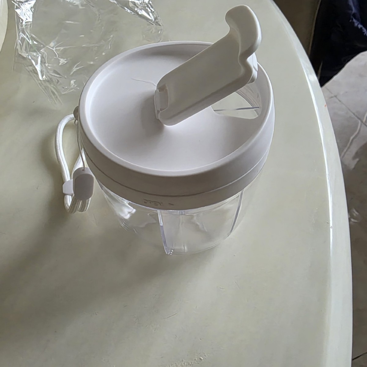 外贸同款一周七天七格食品级塑料药片分装盒便捷式可携带防水药盒