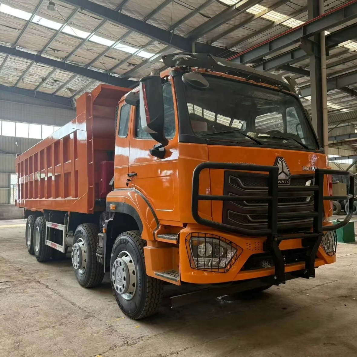 Cross-Border African Premium Howo Dump Truck, Howo Tipper Truck, Dual-Drive Dump Truck, Rear Eight-Wheel 371-Horsepower Truck