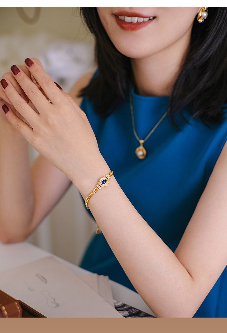 Retro Rhombus Copper Plating Zircon Bracelets 1 Piece