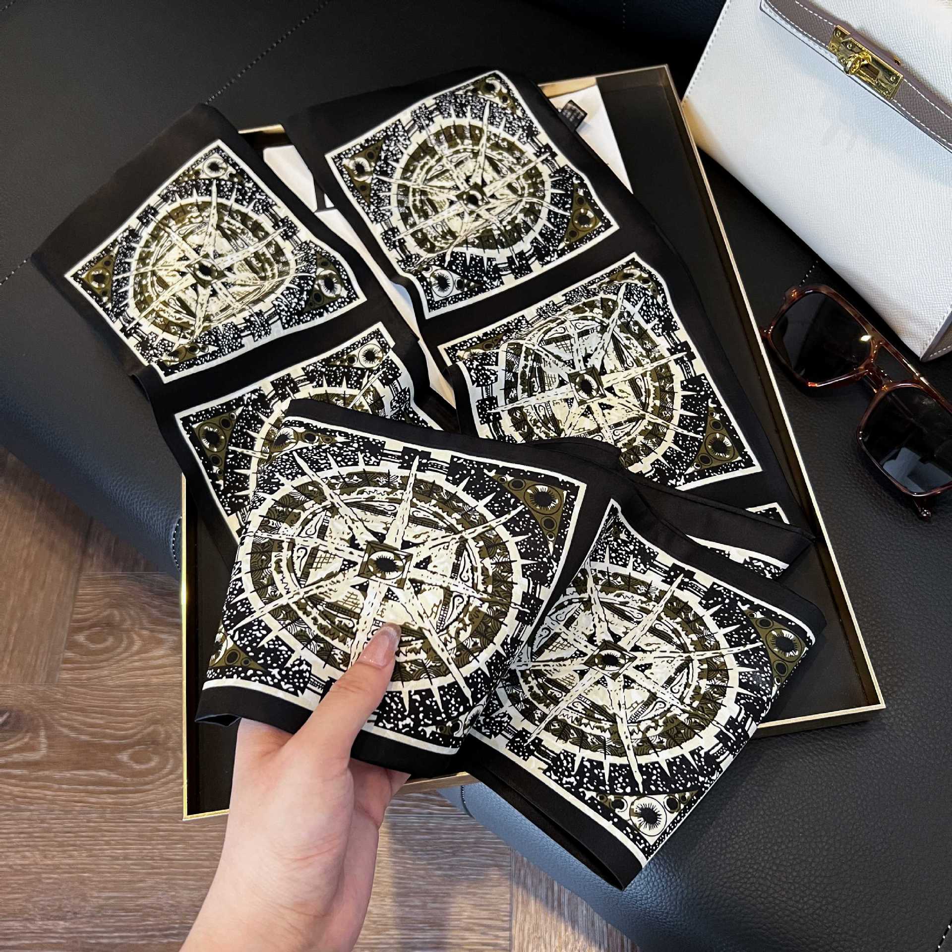 Nuevo bufandas de seda de impresión delgada y larga para mujeres nuevas bandas de moda de decoración profesional bufandas