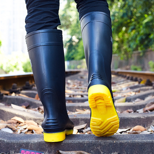 High-Top Waterproof and Slip-Resistant 10kV High-Voltage Insulating Rain Boots for Male Distribution Room Electricians Anti-Static and Water-Proof Shoes