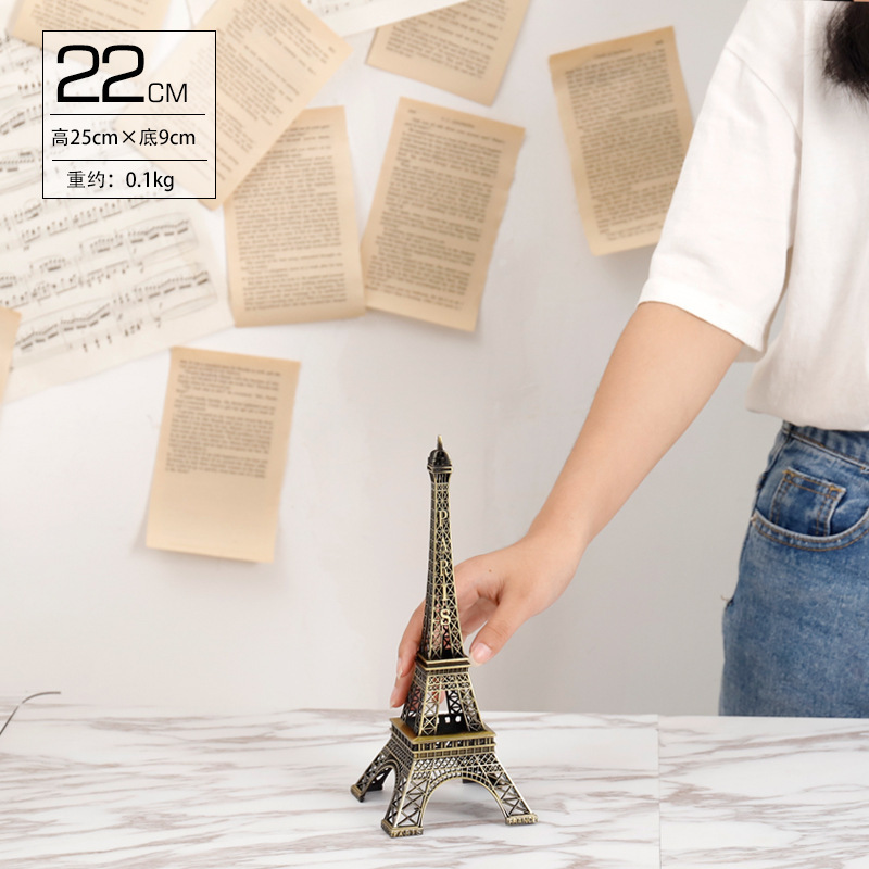 Decoración de la Torre Eiffel 22CM
