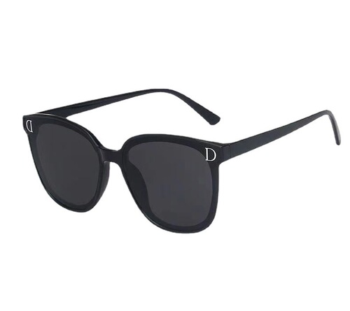 European and American fashionable D letter sunglasses for driving, black frame face-showing small glasses, sunglasses for women, one-piece drop shipping