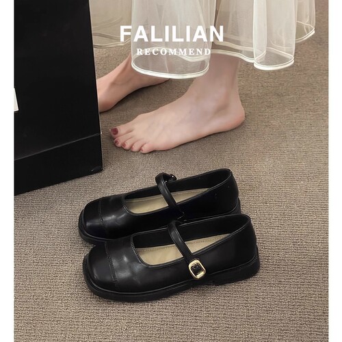 Artistic low-top shallow mouth one-piece Mary Jane small leather shoes, suitable for commuting and versatile, 2025 summer new single shoes