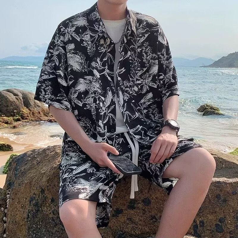 Hawaiian Floral Beach Short-Sleeved Shirt for Men 2025 New Summer Thin Ice Silk Seaside Vacation Shirt Casual