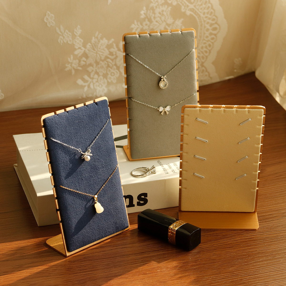 ��λ����չʾ�ܶ��������������ɹҼ��޲���Ʒ���м����������ɰ�