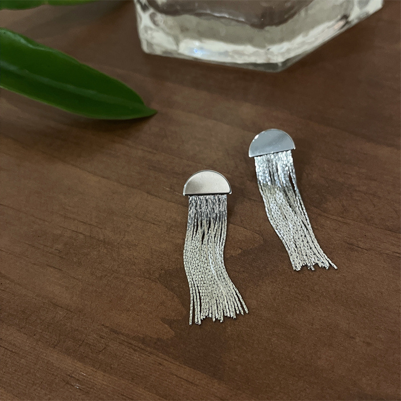16g Weight Ear Studs Classification 1 Pair Quantity Daily Occasion Copper Material Leaf Pattern Women'S Gender Plating Design Fashion Style 1 Pair Fashion Leaf Plating Copper Ear Studs 13