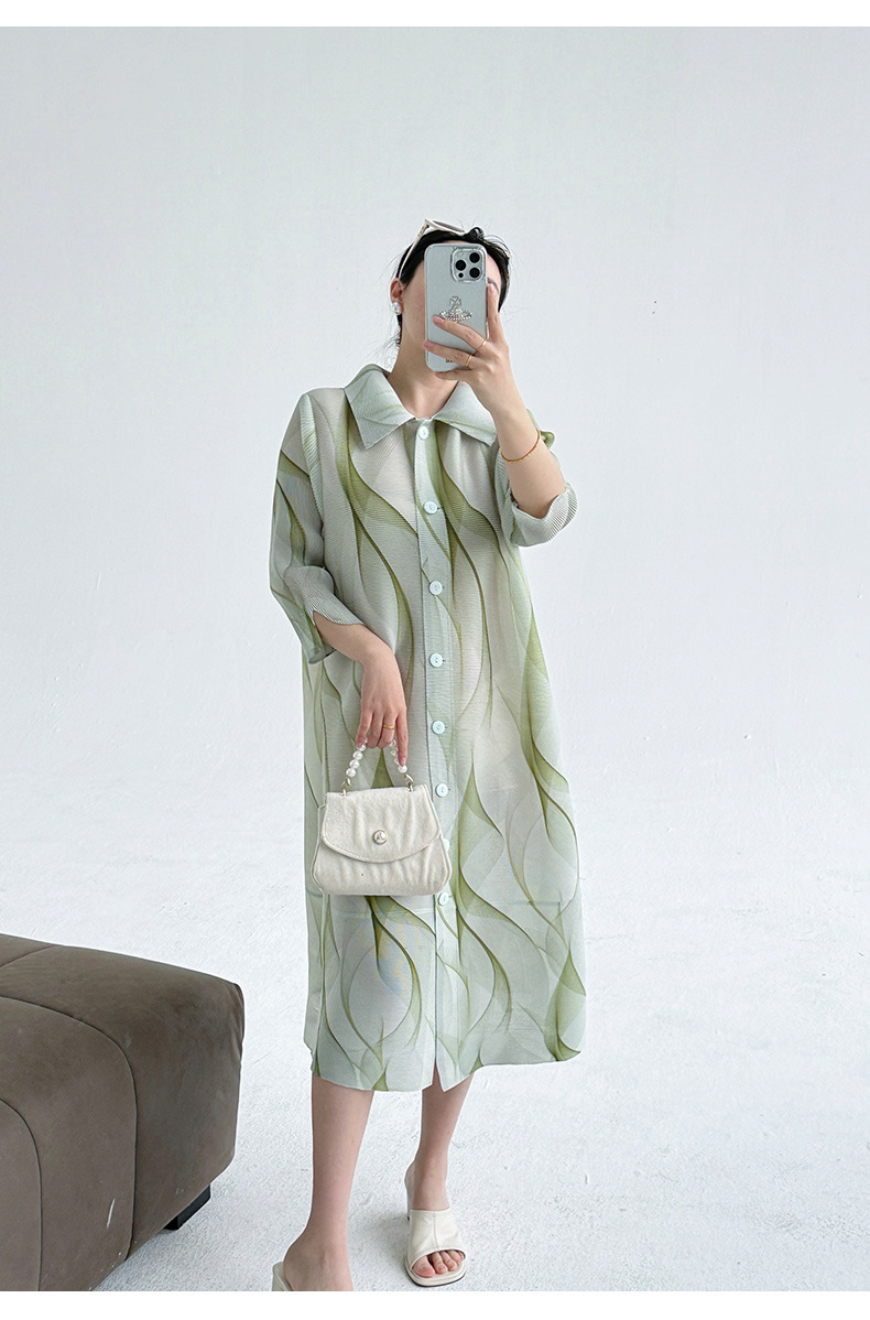 Váy maxi nữ thắt eo họa tiết vẽ mực phong cách lạnh giá — Màu xanh lục nhạt chi tiết 11