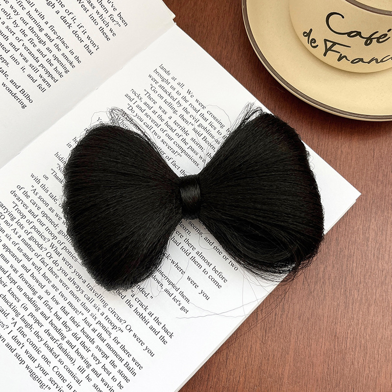 Bola de la cabeza de pelo clip arco peluca pelo bolsa natural invisible aumento de la altura del cráneo escape princesa arco pelo clip bolsa de pelo