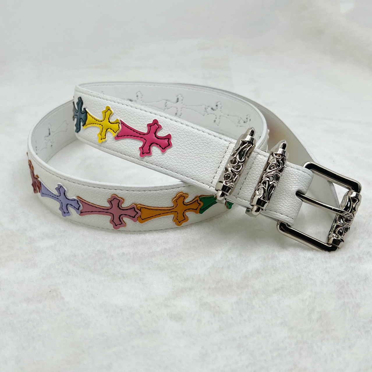 Personalidad patrón de lichi color crox nuevo cinturón masculino y femenino arte juvenil cinturón retro moda vid rodillo diez