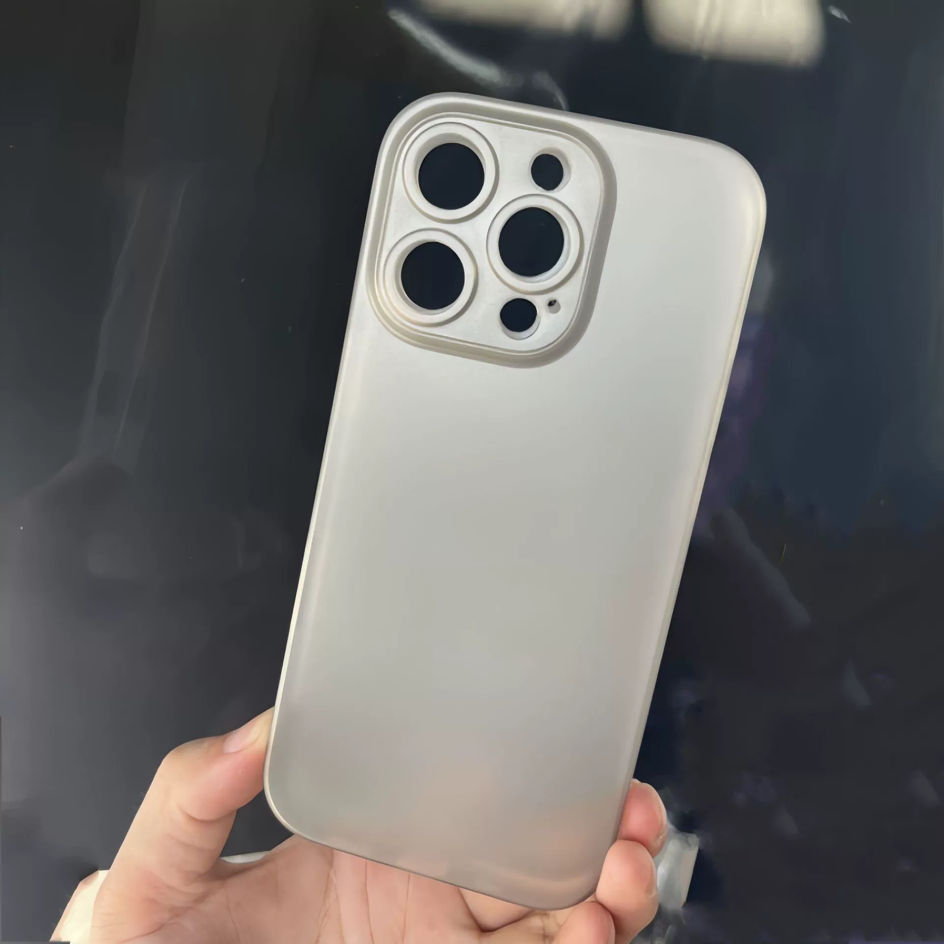 Прозрачный чехол для телефона (Apple) iPhone 13, защитный тонкий чехол, матовая отделка