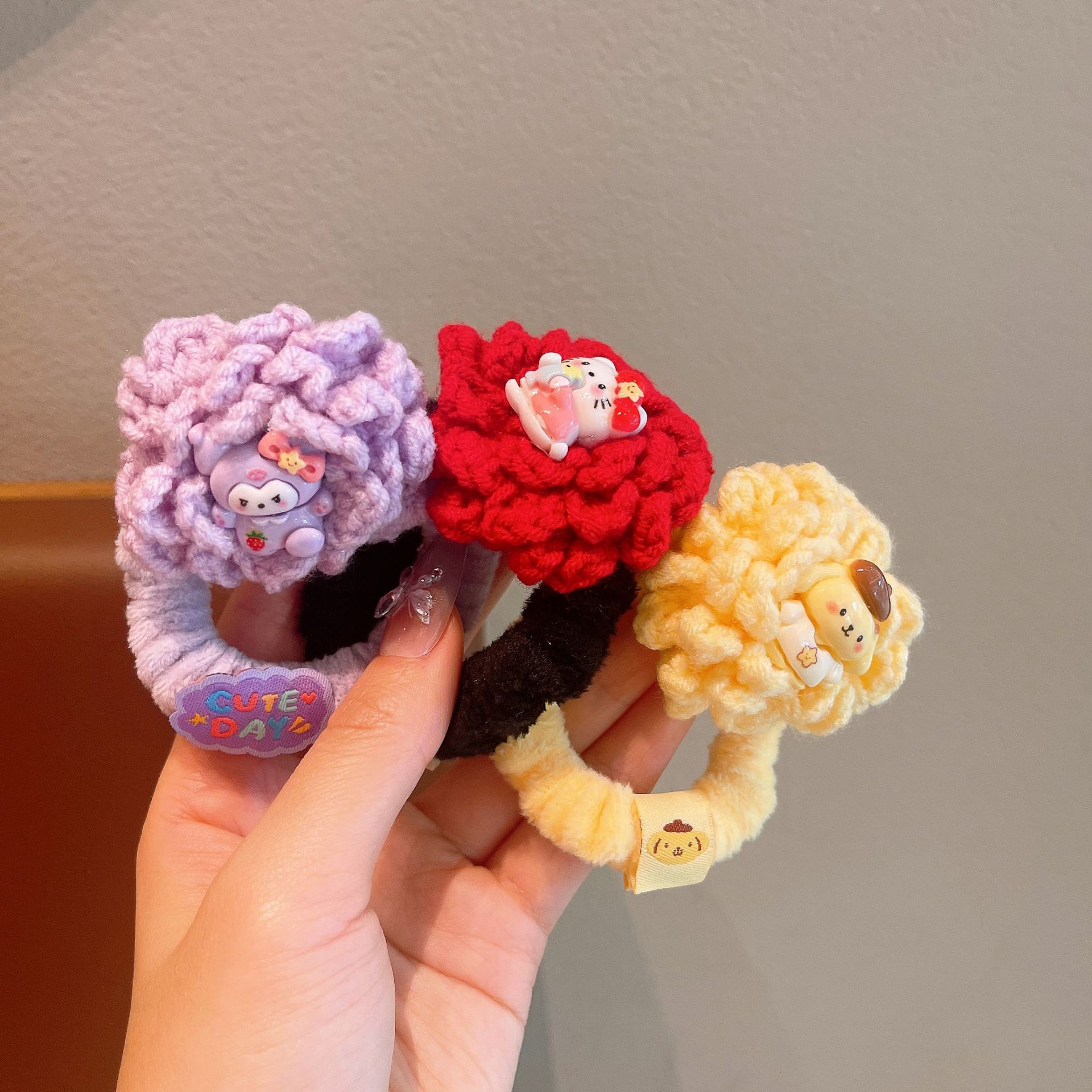 Otoño y invierno nuevos niños lindos anillos de pelo de peluche Sanliogou cabello cuerda de cabello estudiantes pulsera adornamiento de cabello dulce kt cabello gato