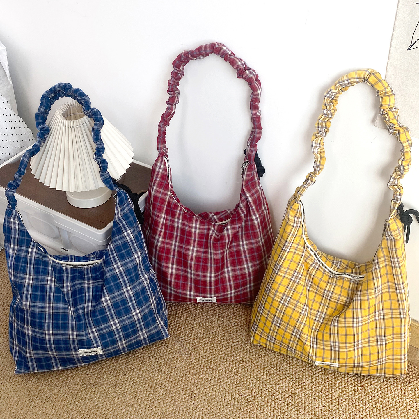 Korean Style Plaid Pleated Crossbody Bag - Large Capacity Academy Style Versatile Shoulder Bag For Women, Spring/Summer Fabric Bag - Thumbnail 3