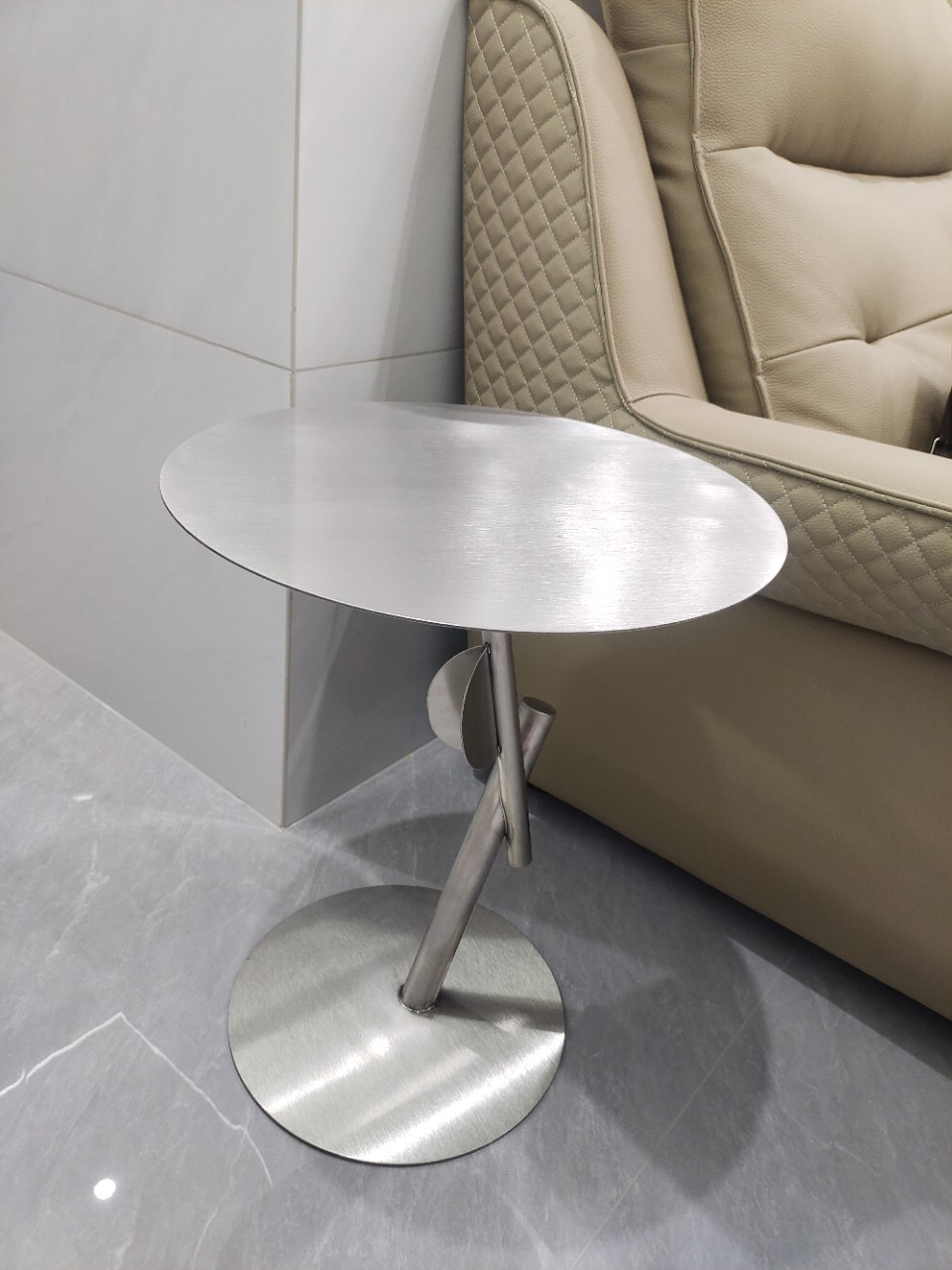 Designer Stainless Steel Small Round Table Milk Tea Shop Cafe Outdoor Table and Chair Dining Table Round Black Coffee Table