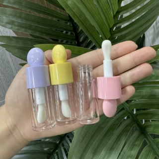 4ml现货扁头盖可爱唇彩管带大刷头遮瑕液唇蜜塑料瓶lipgloss tube