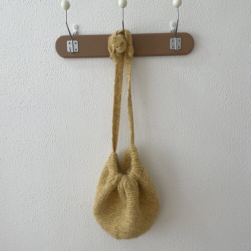 Autumn and winter warm Maillard knitted hat wool blend bag hood versatile woolen hat crossbody bag cold hat