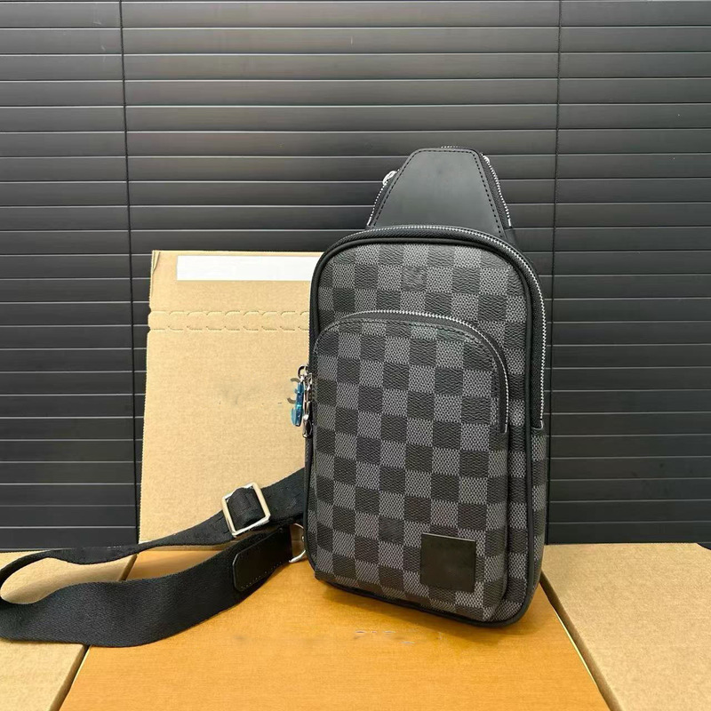 新しいメンズチェストバッグクラシックチェック柄バッグショルダーバッグメッセンジャーバッグファッションチェストバッグトレンドメンズバッグ大容量チェストバッグ|undefined