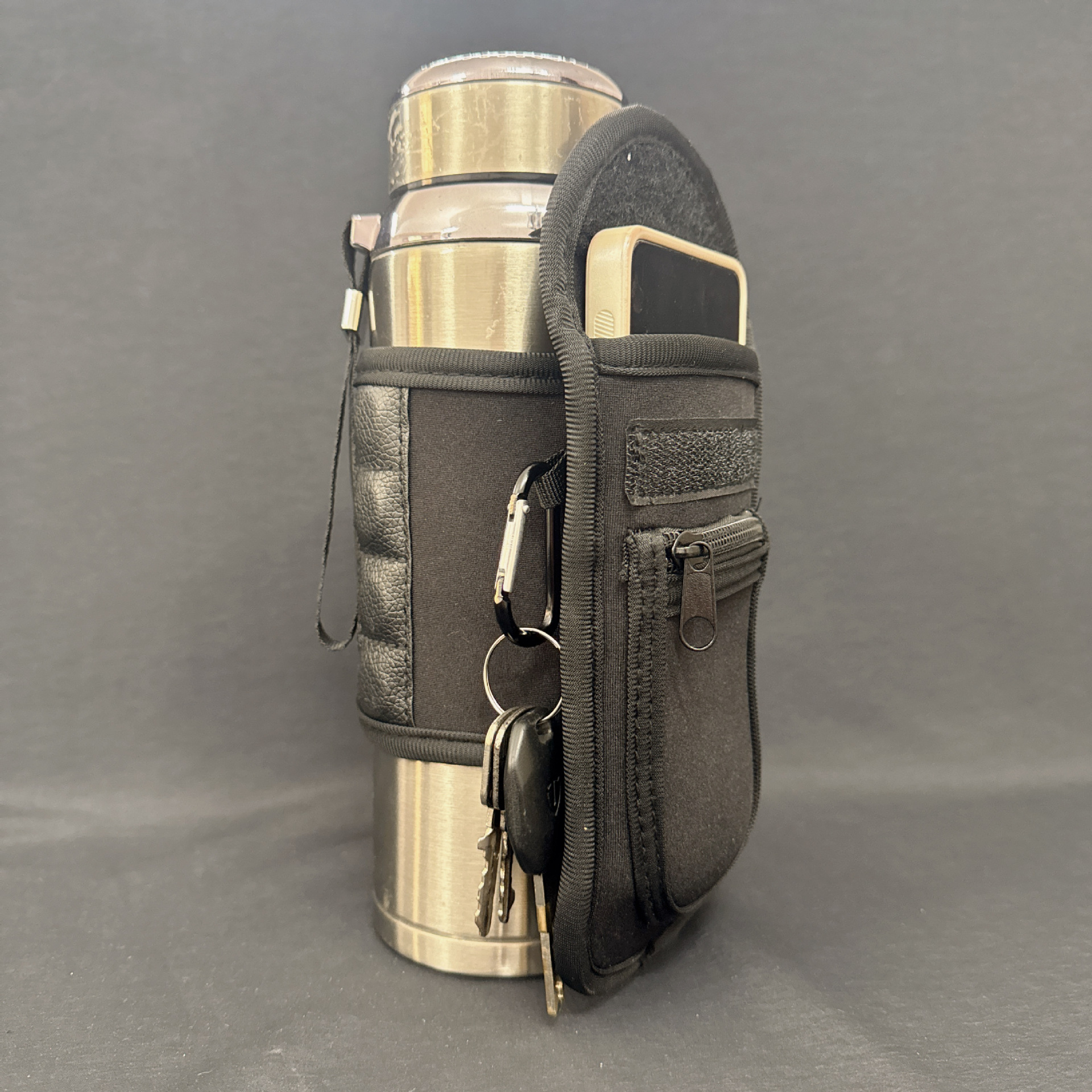 Bolsa magnética para botella de agua, bolsa cruzada para vaso de agua, bolsa de almacenamiento para teléfono y llaves para el gimnasio, stock disponible, resistente al agua con imán fuerte.