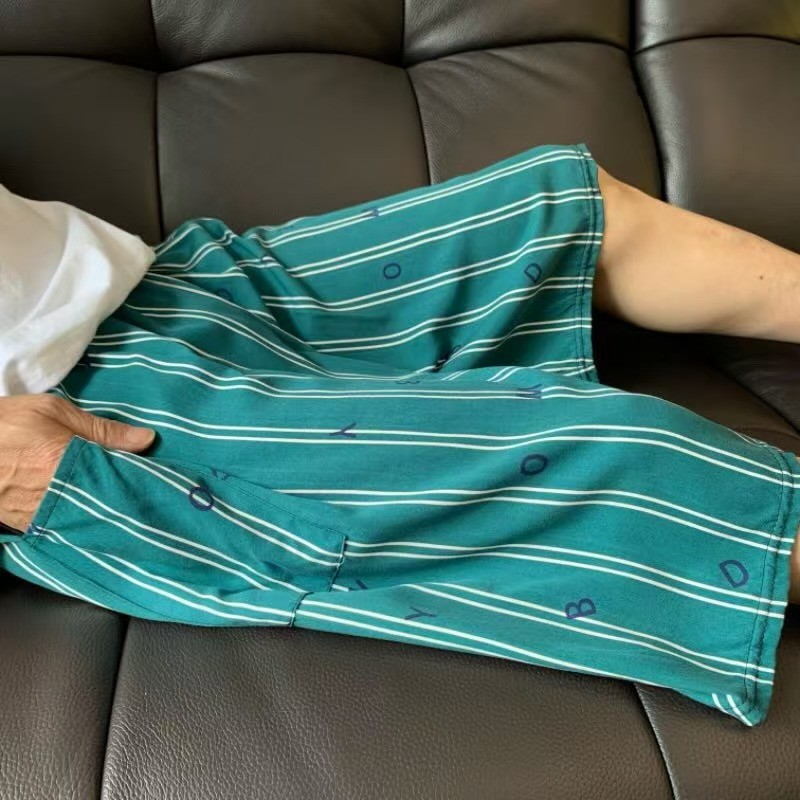 알파벳 그린 스트라이프