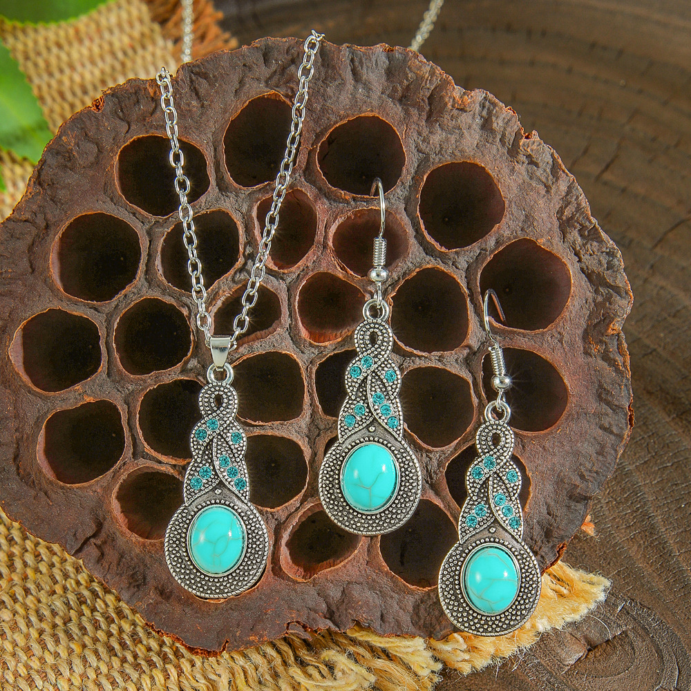 Cross-border Amazon popular estilo étnico pendientes europeos y americanos turquesa retro estilo nacional pendientes collar traje joyería