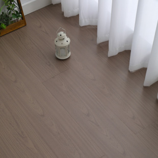 New Three-Layer Solid Wood Skin-Feel Paint Composite Floor Modern Simple Household Environmentally Friendly E0 Source Manufacturer Wood Color