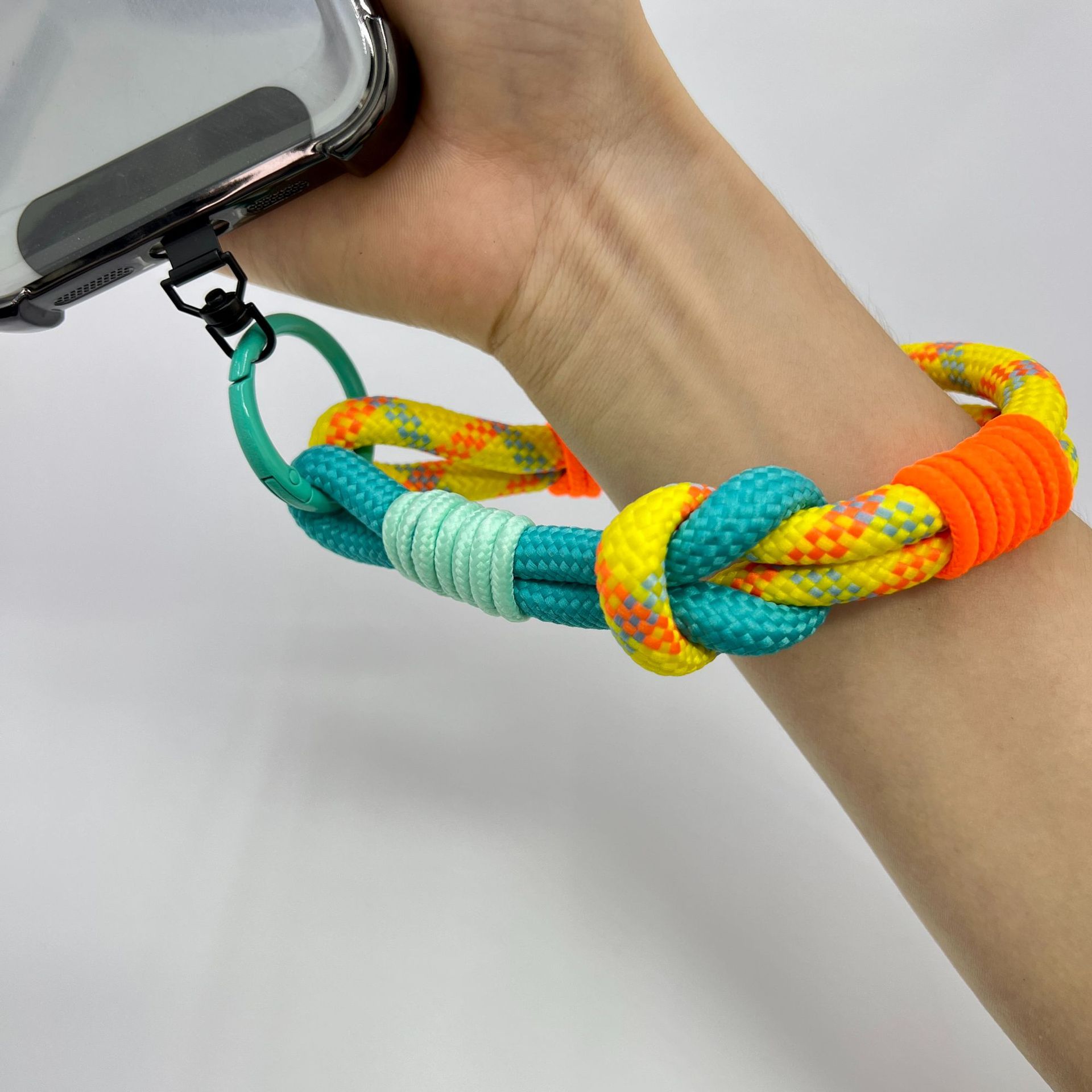 Gran anillo grueso ajustable cuerdas de muñeca empalme de caso de teléfono móvil japonés y coreano corto hardware rotativo hoja de metal resistente a caídas