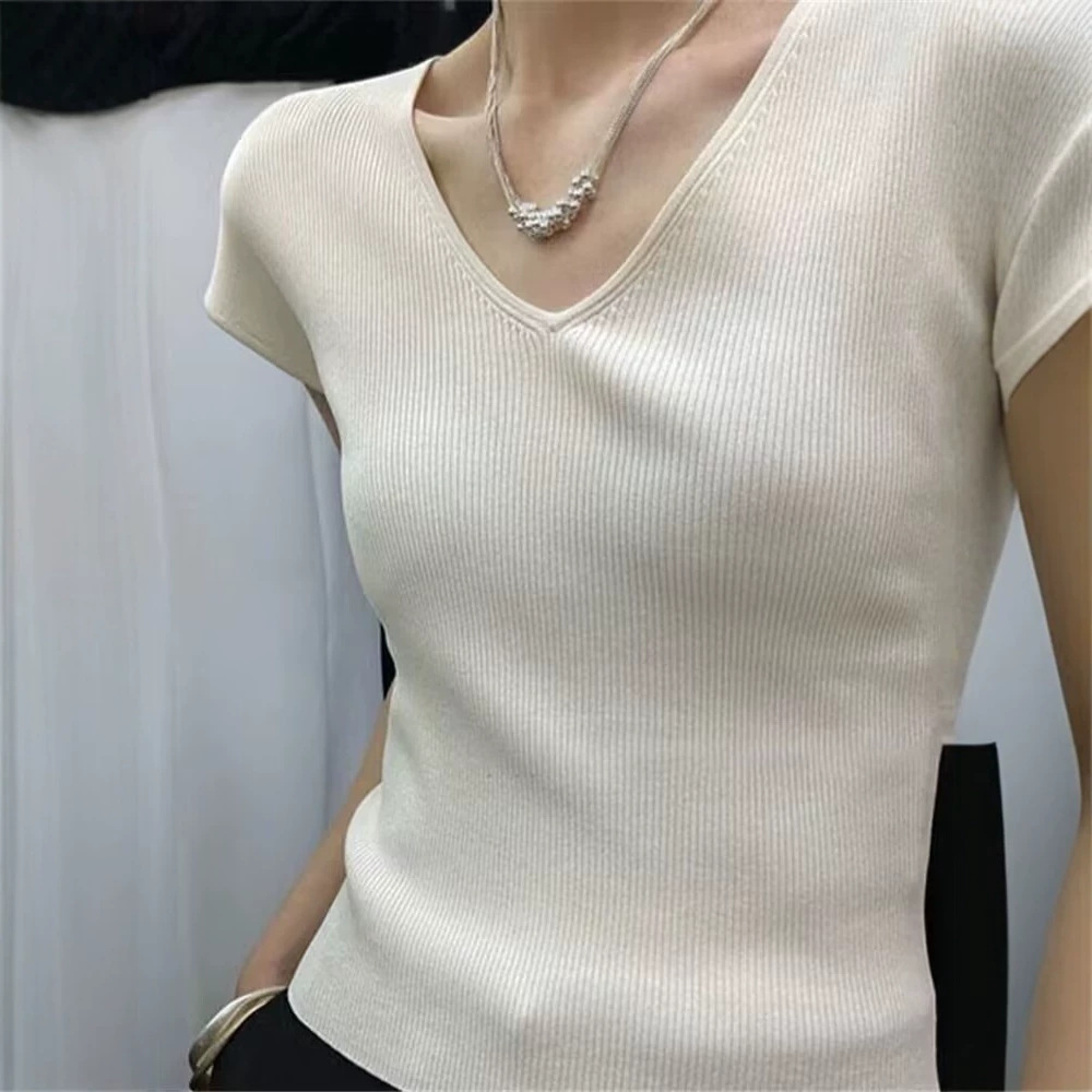Áo thun dệt kim sợi mát cổ chữ V tay ngắn ôm gọn phong cách Hồng Kông — đen chi tiết 2