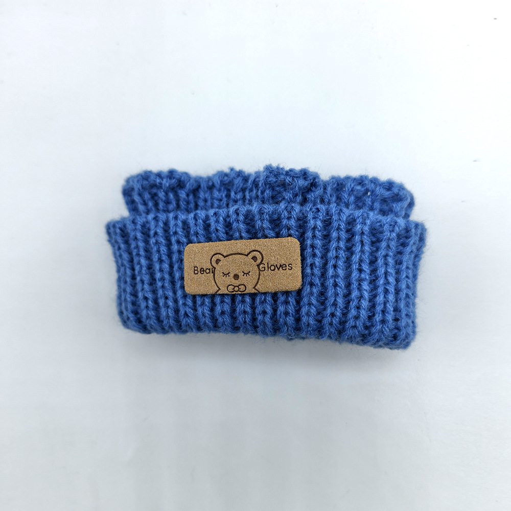 azul escuro