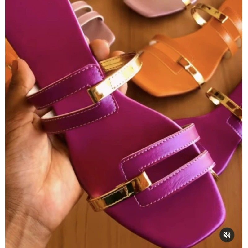 Европейские и американские модные тапочки больших размеров, женские трансграничные летние новые сандалии с квадратной головкой 2022 года, плоские сандалии в Корейском стиле