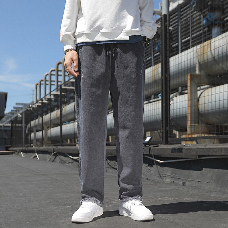 Черный и серый