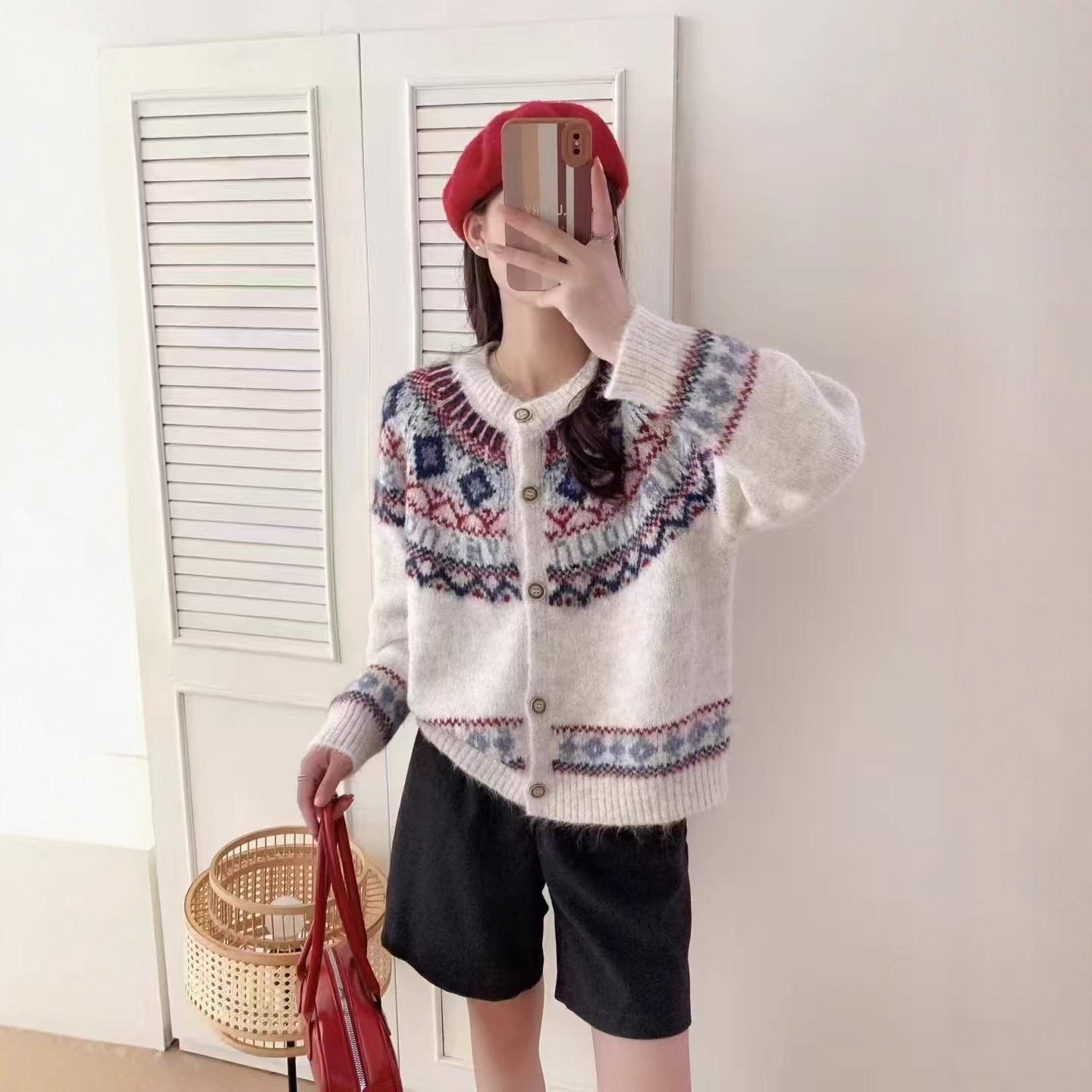 2025 otoño y invierno nuevo color retro Jacquard diseño sensación de jersey de punto suéter coreano chaqueta de aire extranjero de moda suelta