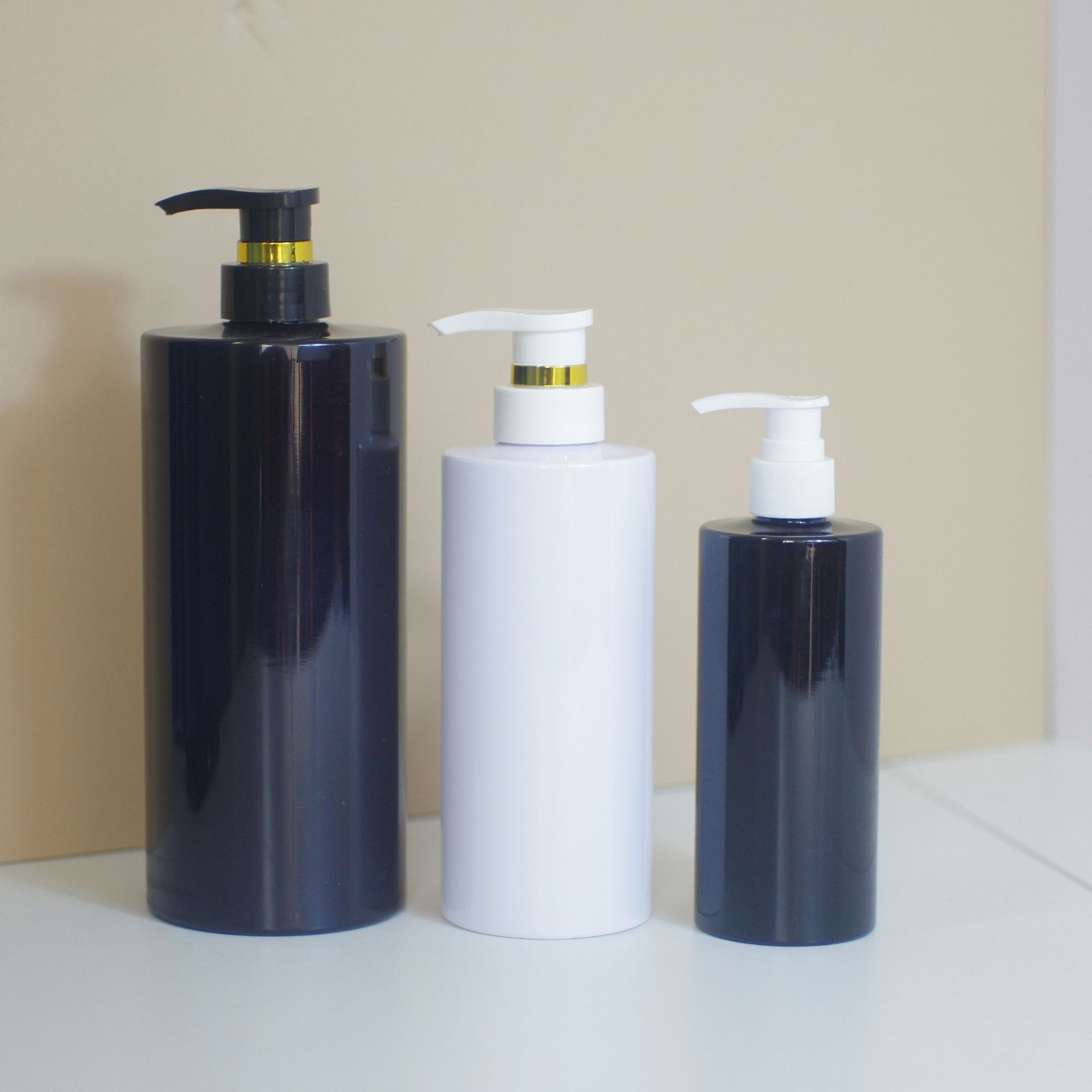 定制pet300ml圆肩平底塑料瓶500/1000ml洗发水沐浴露瓶洗护包装