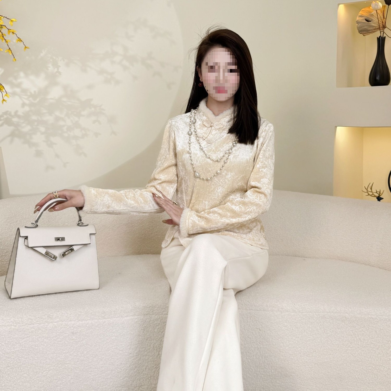 2025早春国风盘扣立领毛毛修身加绒百搭打底