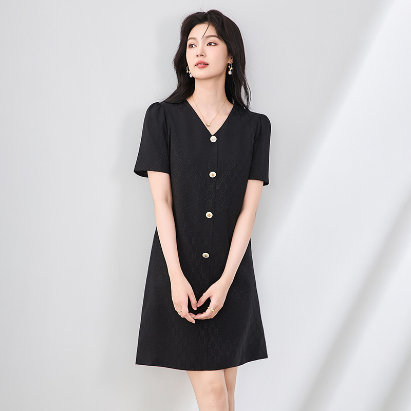 Váy chữ A tay bồng chất liệu jacquard cao cấp tôn dáng — Màu đen