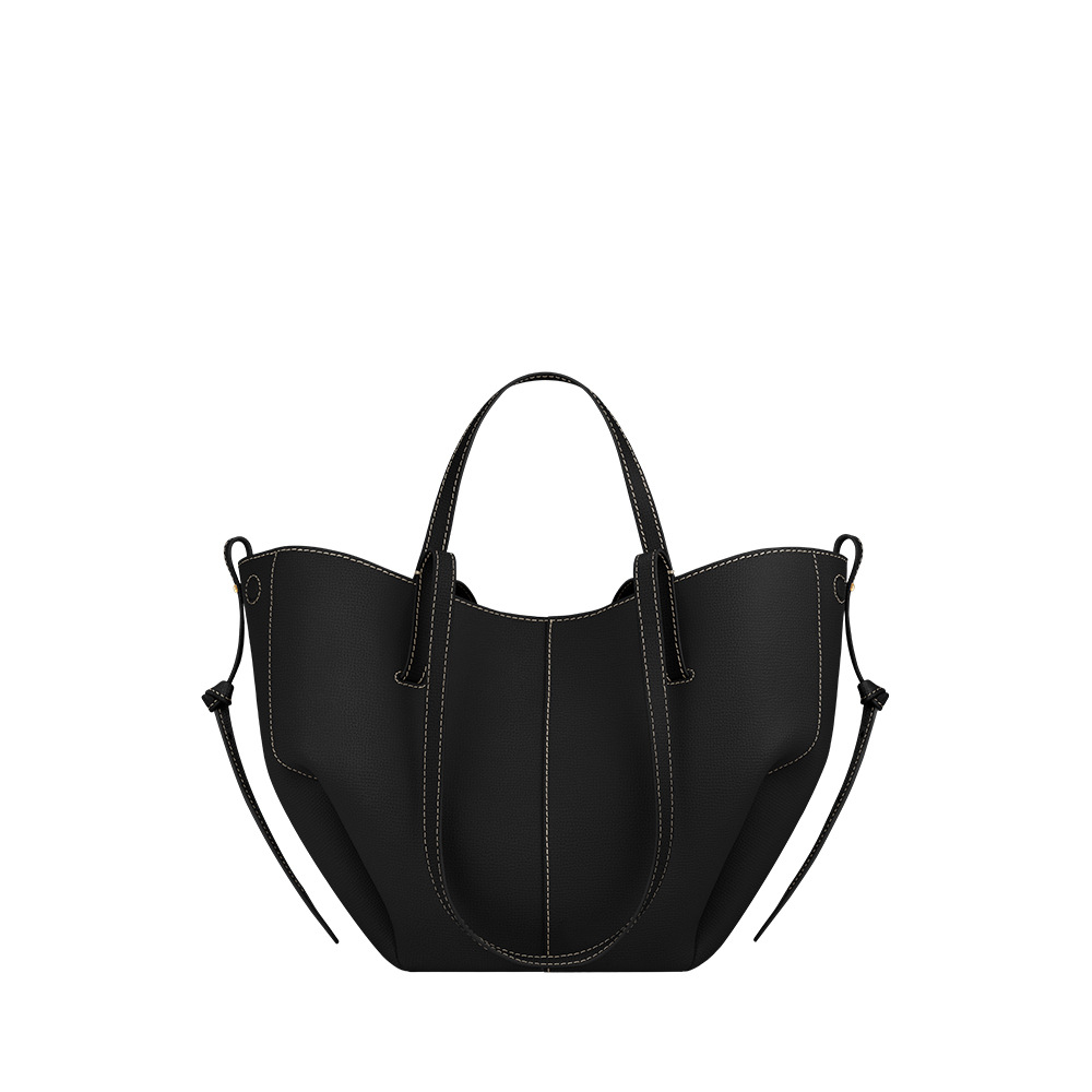 흰색 선이 있는 검정색 트럼펫