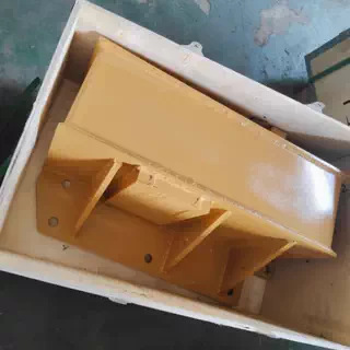 Shantui SD22 bulldozer parts: Transfer case 6691-21-4170 pump drive shaft compatible with SD22
