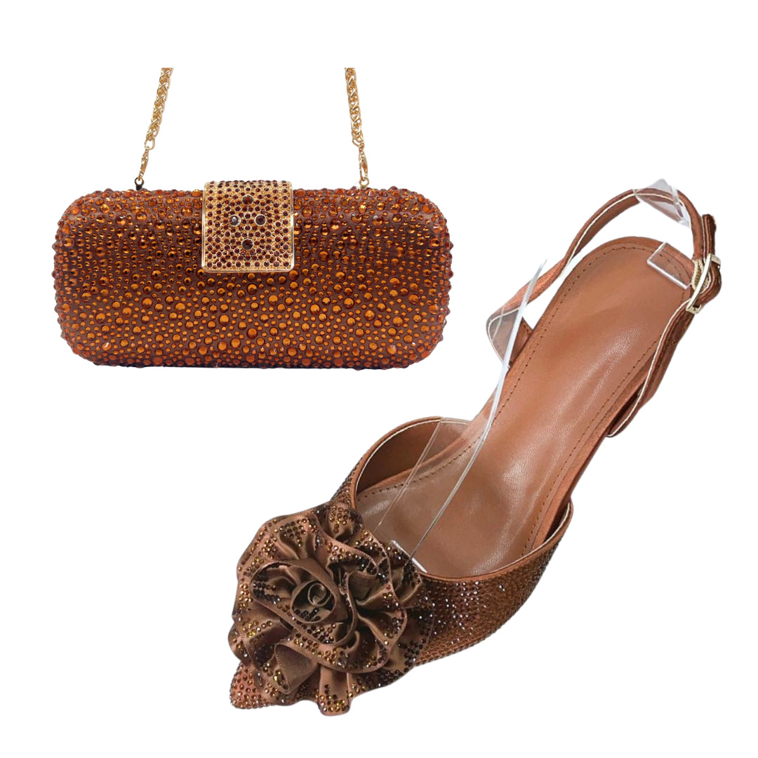 Zapatos estilo italiano para la cena de diamante cristal seda sandalias de tacón fino para mujeres de verano punta de diamante zapatos individuales