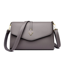 2025新款软皮女式包时尚中老年妈妈包大容量单肩包斜挎小方包-