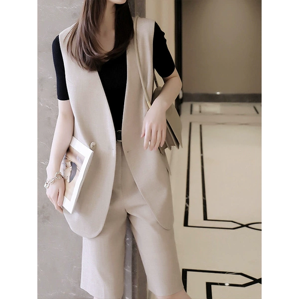 Apricot vest, black T-shirt, shorts, set, 3 piece set