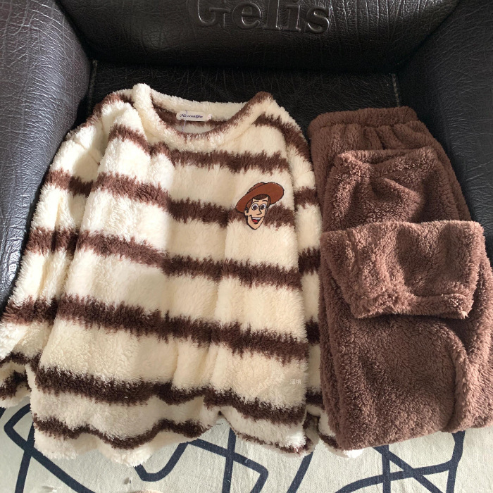 Fábrica al por mayor otoño y invierno nuevo estilo de rayas simple pijama de cuello redondo más terciopelo grueso coral terciopelo franela ropa doméstica