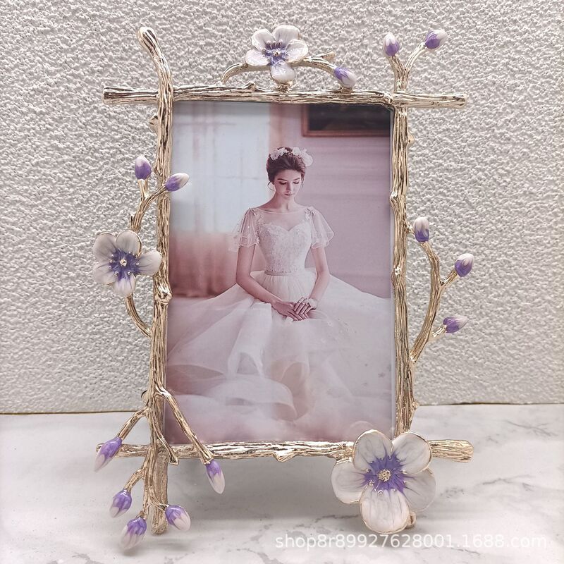 Fashionable pastoral simple metal photo frame, home decoration decoration
