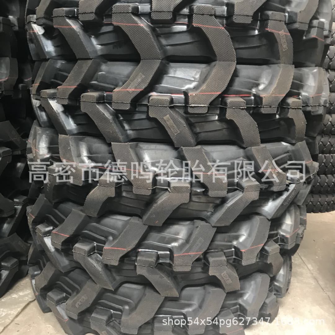 Neumático de la espiga del tractor rojo oriental 11.2-24 neumático del cultivador del plantador del vehículo agrícola 11.2-28